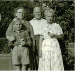 Sofie, Oluf, Sofie Bolette og Knud-Erik Sofie, Oluf, Sofie Bolette og Knud-Erik